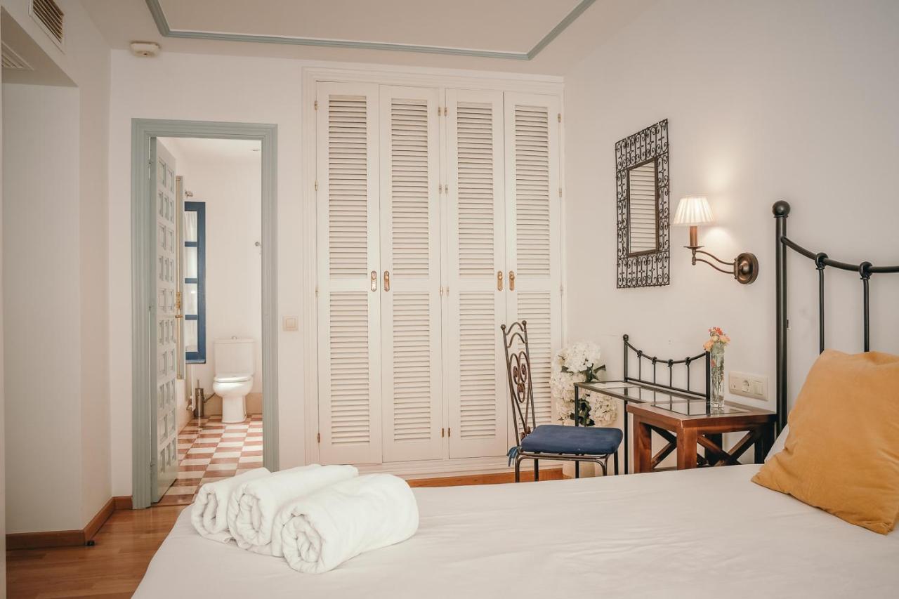 Apartamentos Boutique Vida Севилья Экстерьер фото